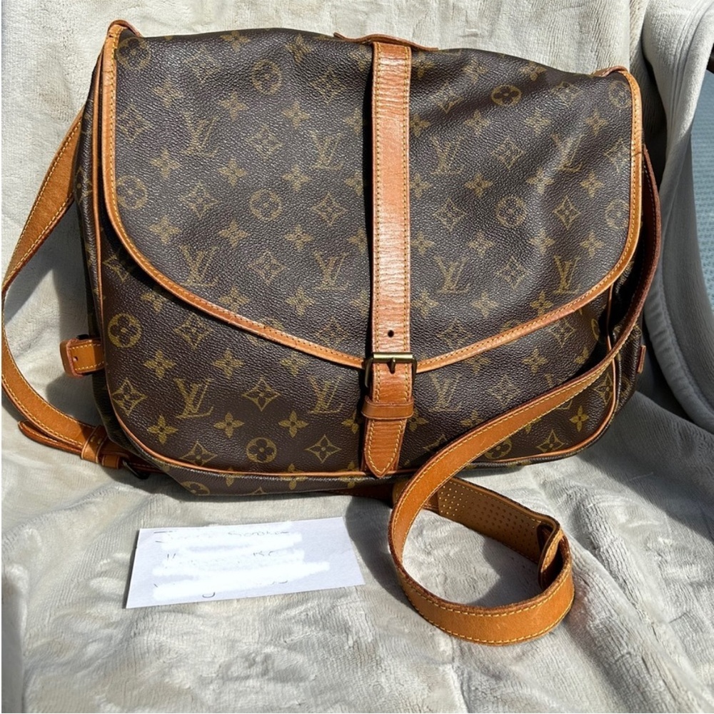 Authentic Vintage Louis Vuitton Saumur 35